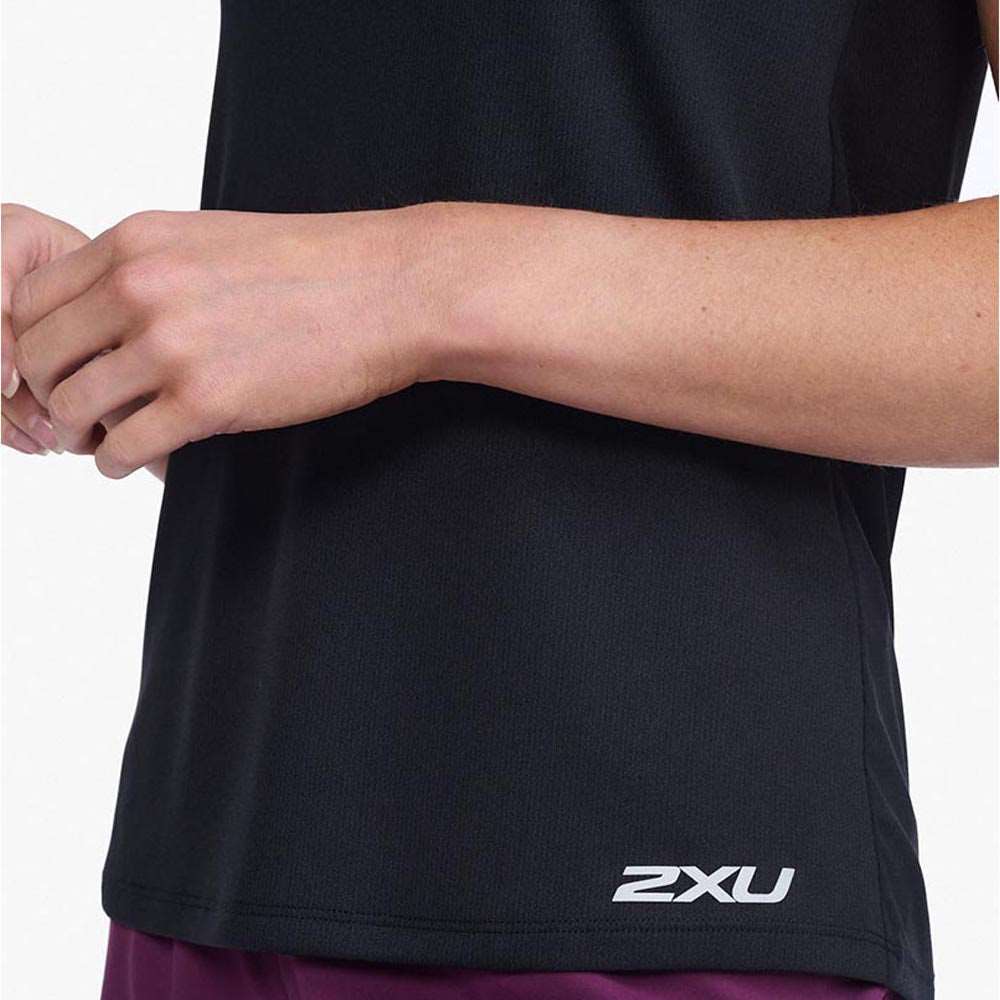 2XU Women Aero Singlet - Black / Silver Reflective - Image 4