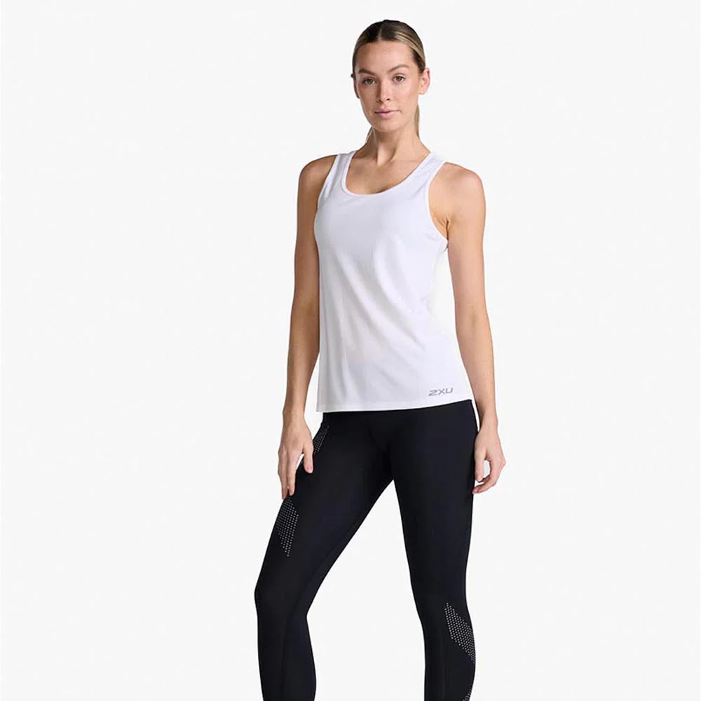 2XU Women Aero Singlet - White / Silver Reflective - Image 4