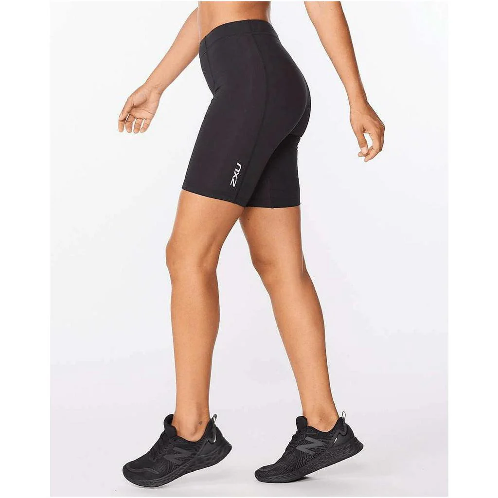 2XU Women Core Compression Shorts - Black / Silver - Image 3