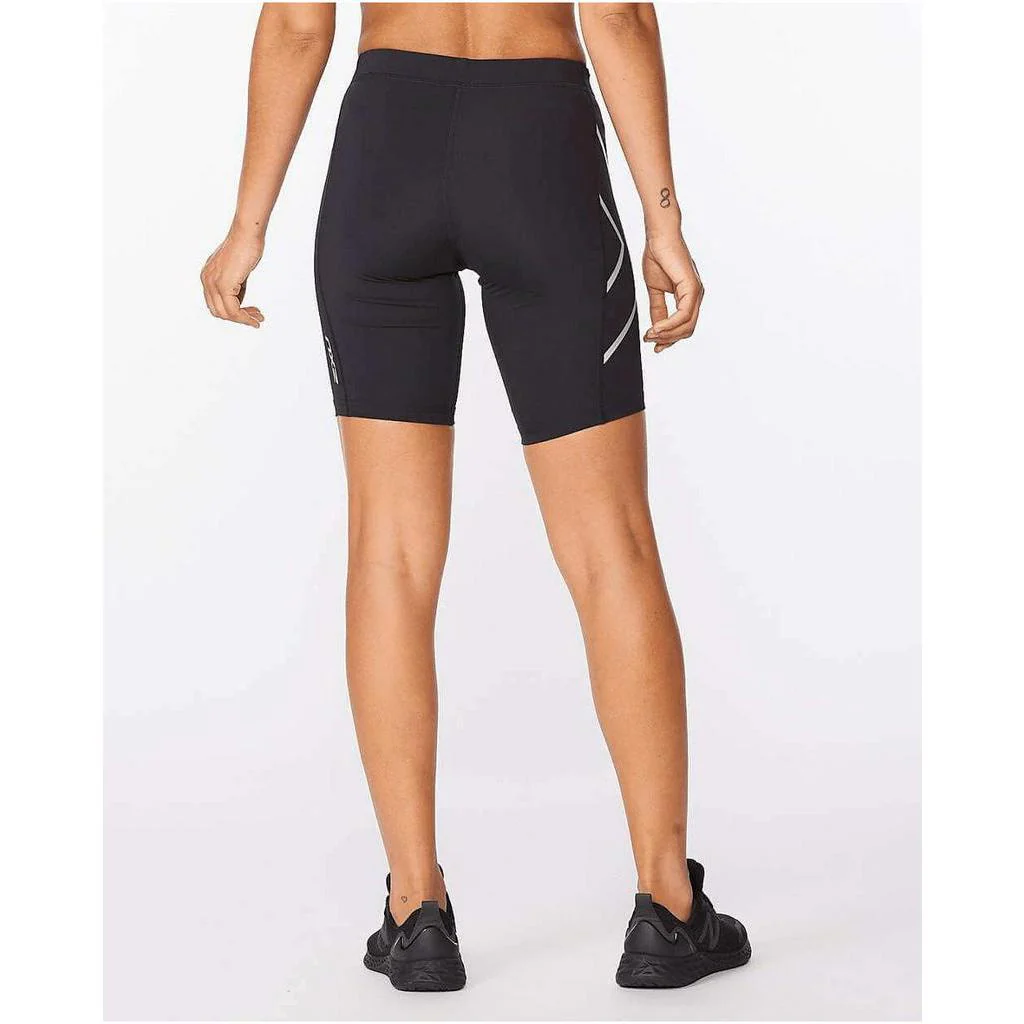 2XU Women Core Compression Shorts - Black / Silver - Image 4