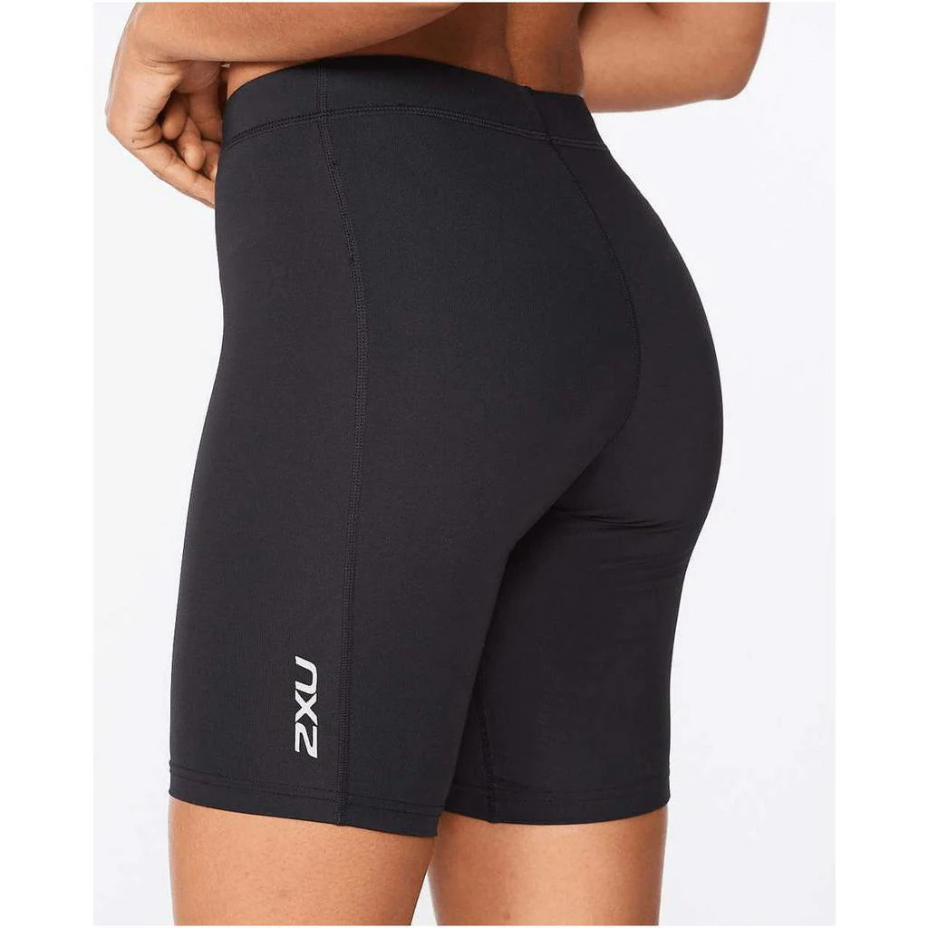 2XU Women Core Compression Shorts - Black / Silver - Image 6